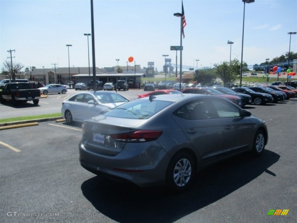 2017 Elantra SE - Gray / Gray photo #6