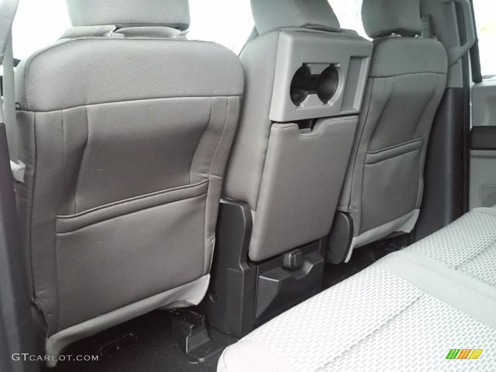 2016 F150 XLT SuperCrew - Oxford White / Medium Earth Gray photo #8