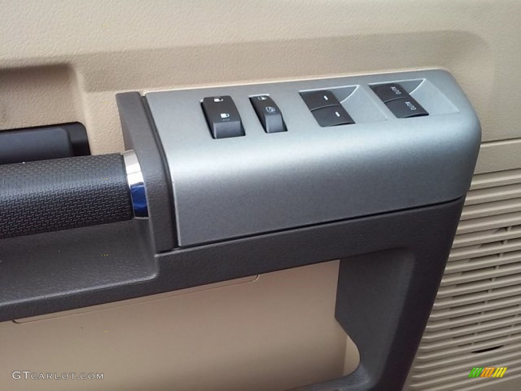 2016 F350 Super Duty Lariat Crew Cab 4x4 - Ruby Red Metallic / Adobe photo #26