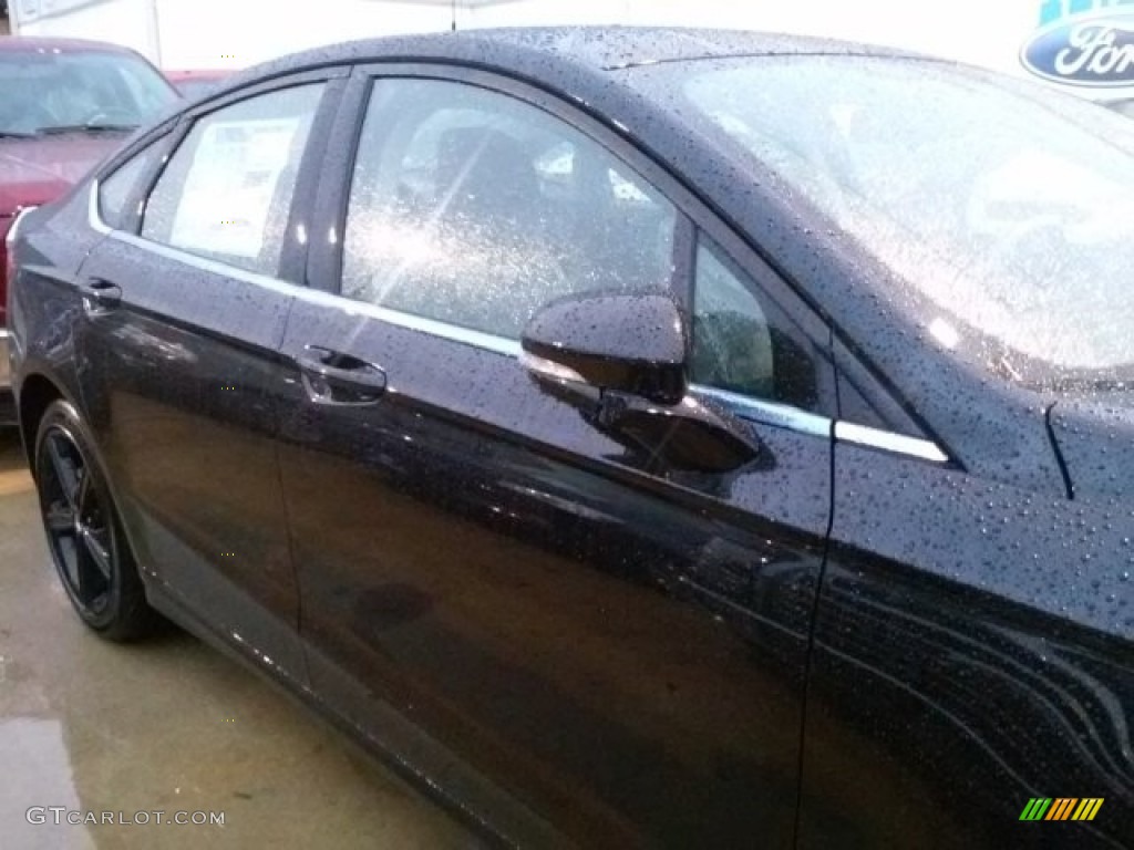 2016 Fusion SE - Shadow Black / Charcoal Black photo #5