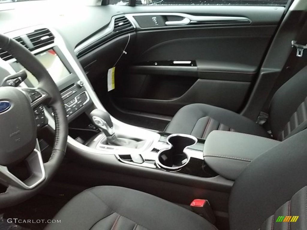 2016 Fusion SE - Shadow Black / Charcoal Black photo #10