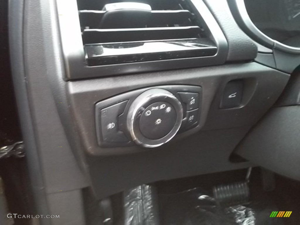 2016 Fusion SE - Shadow Black / Charcoal Black photo #14