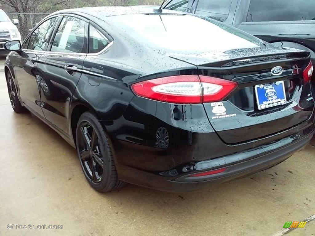 2016 Fusion SE - Shadow Black / Charcoal Black photo #19