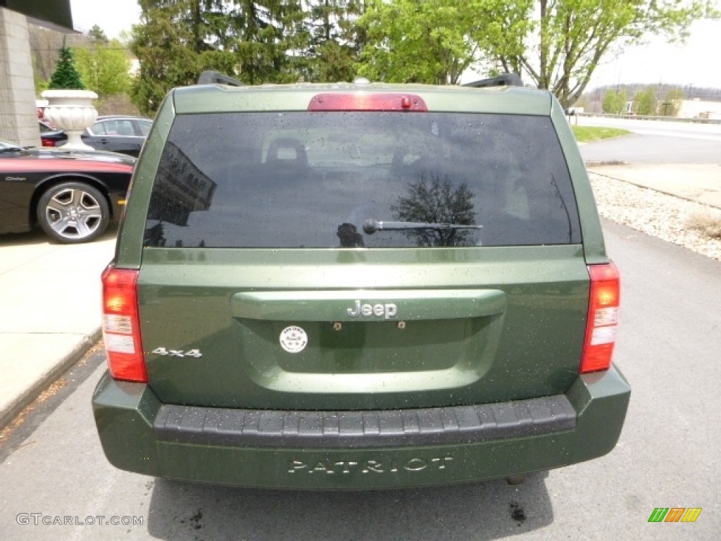 2007 Patriot Sport 4x4 - Jeep Green Metallic / Pastel Slate Gray photo #12