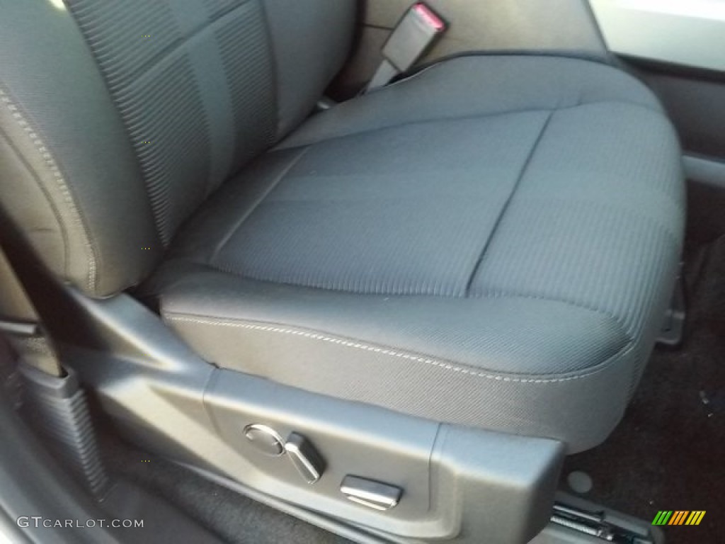 2016 F150 XLT SuperCrew - Oxford White / Black photo #24