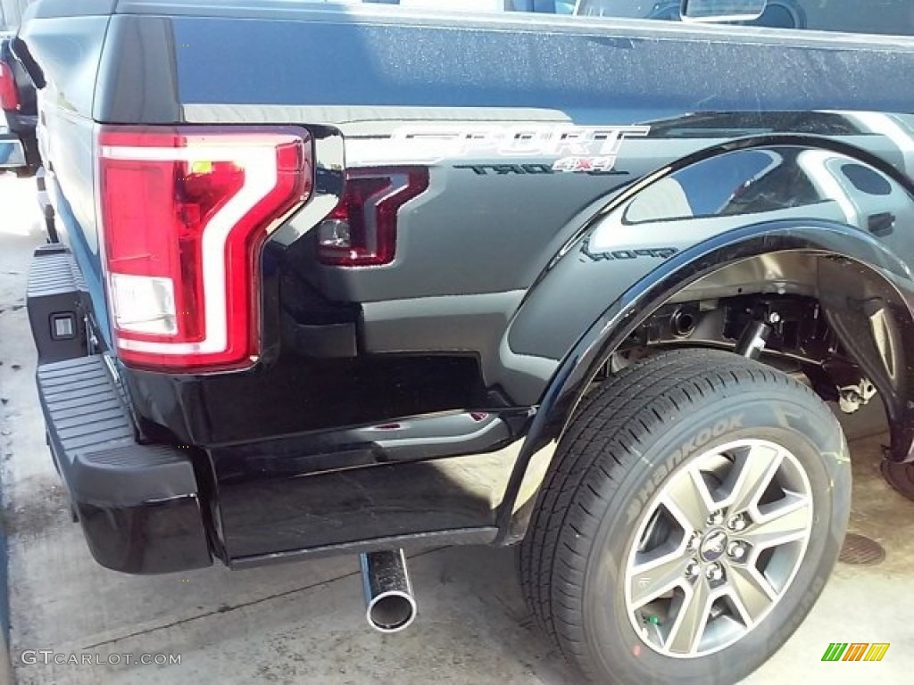 2016 F150 XLT SuperCrew 4x4 - Shadow Black / Black photo #7
