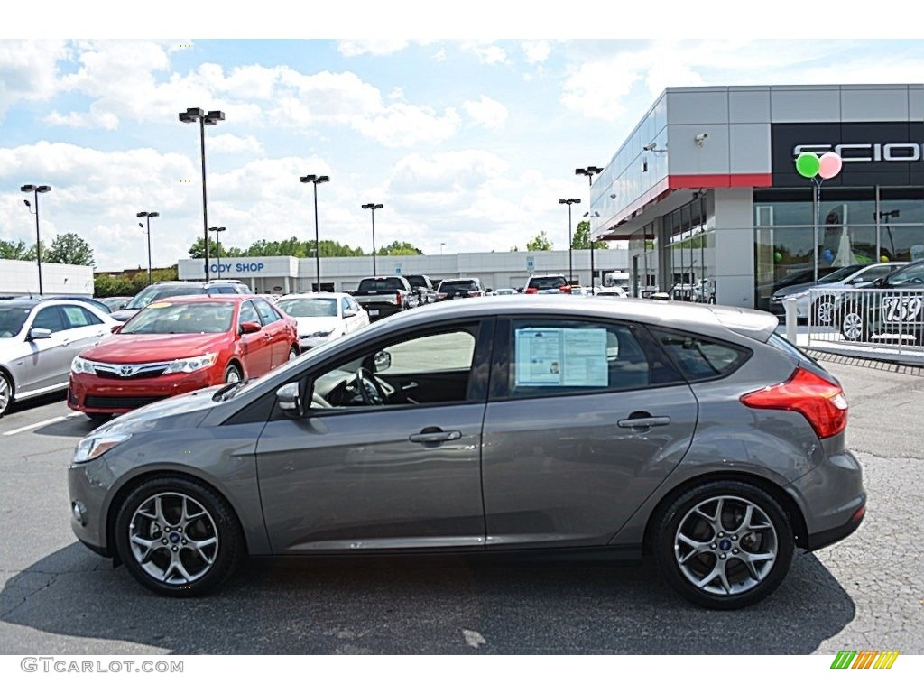 2014 Focus SE Hatchback - Sterling Gray / Charcoal Black photo #6
