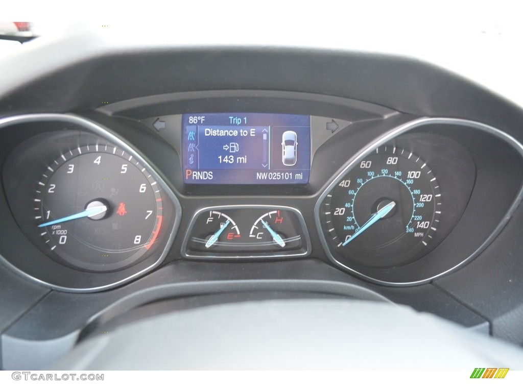 2014 Focus SE Hatchback - Sterling Gray / Charcoal Black photo #21