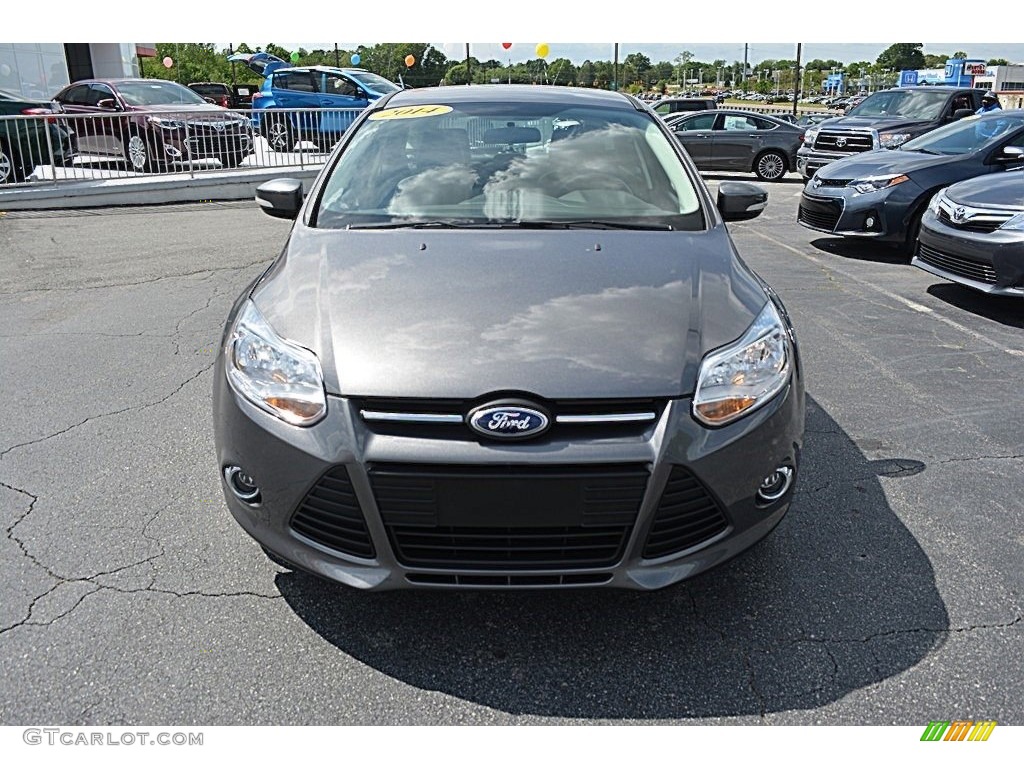 2014 Focus SE Hatchback - Sterling Gray / Charcoal Black photo #24