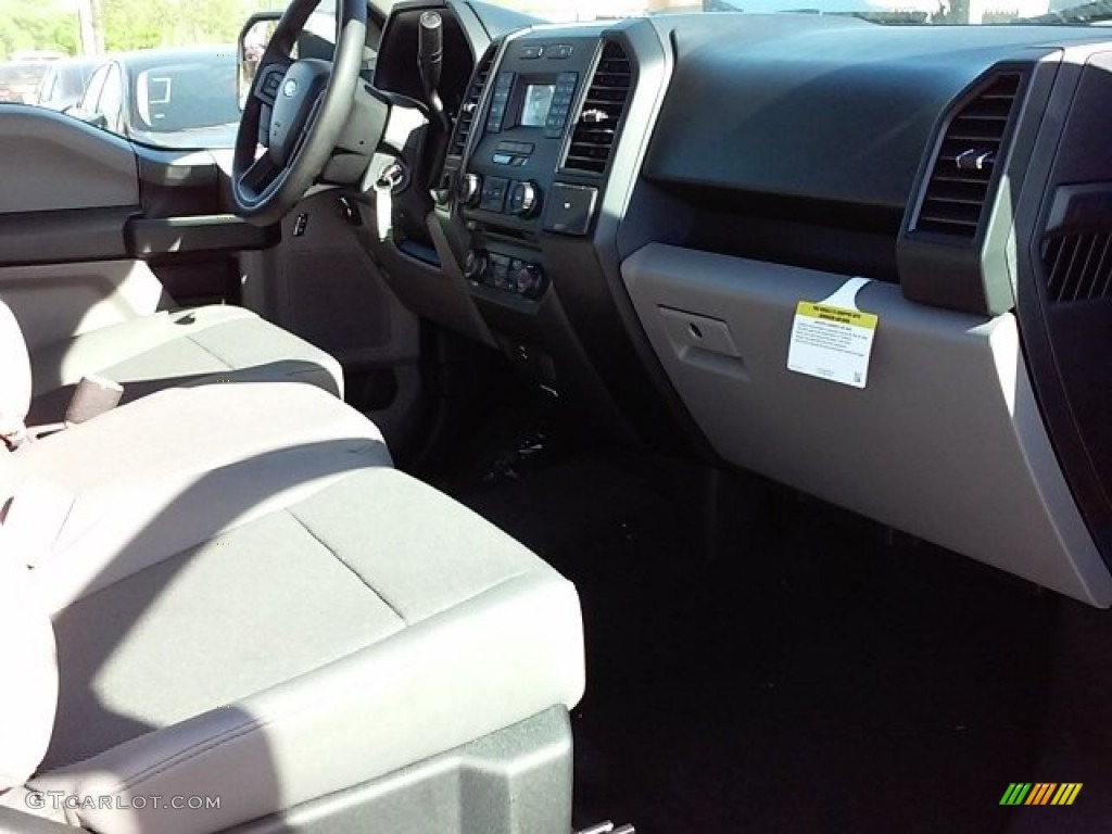 2016 F150 XL SuperCrew - Magnetic / Medium Earth Gray photo #9