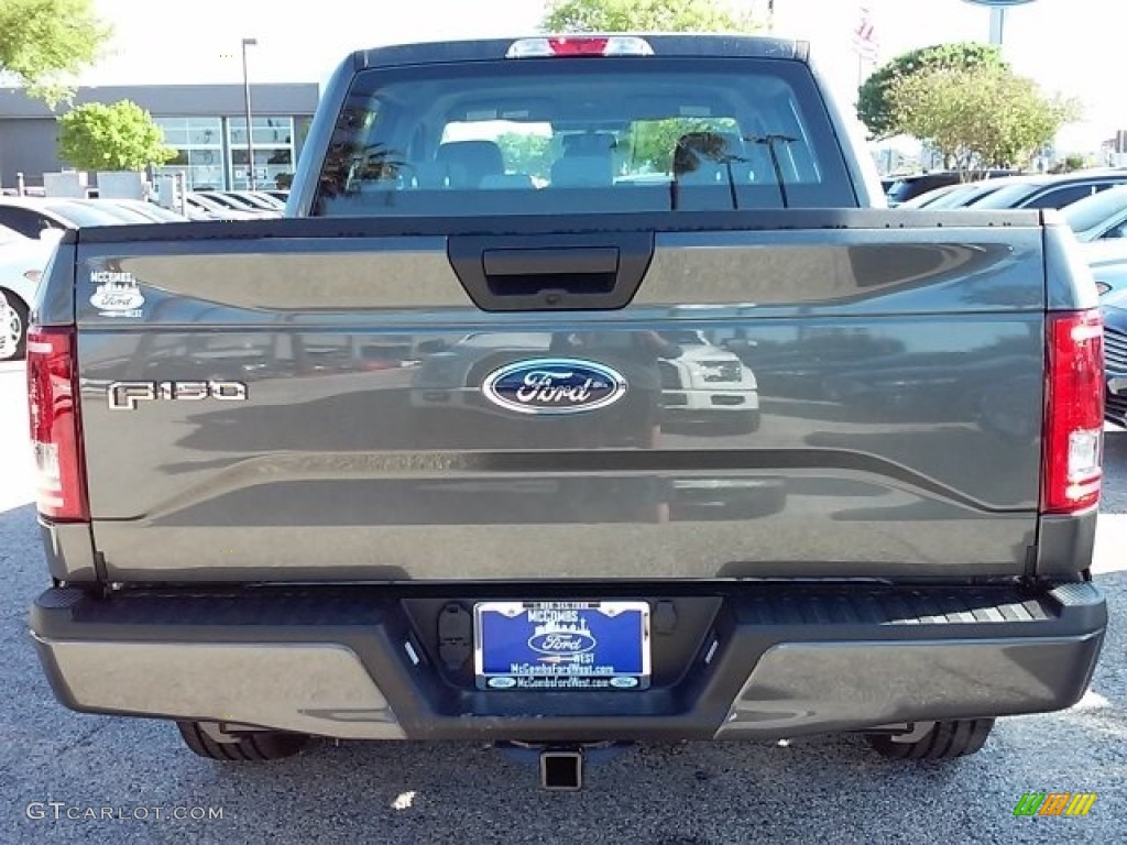 2016 F150 XL SuperCrew - Magnetic / Medium Earth Gray photo #13