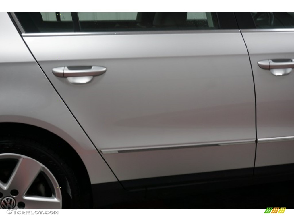 2009 Passat Komfort Sedan - Reflex Silver Metallic / Classic Grey photo #65