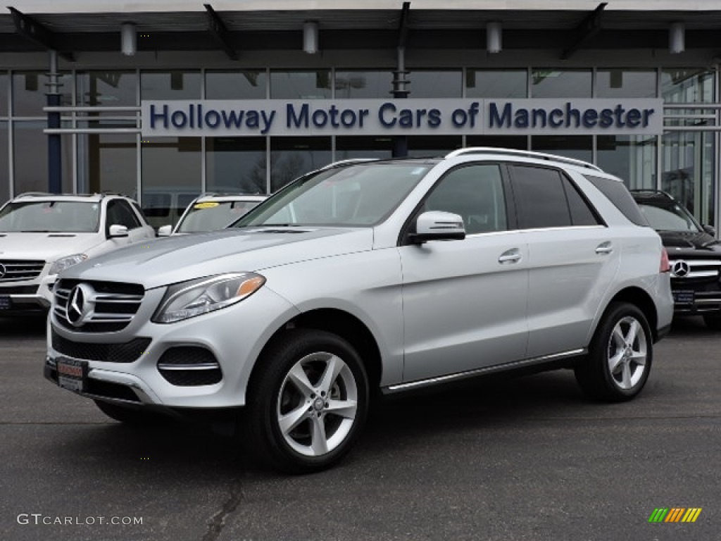 Iridium Silver Metallic Mercedes-Benz GLE