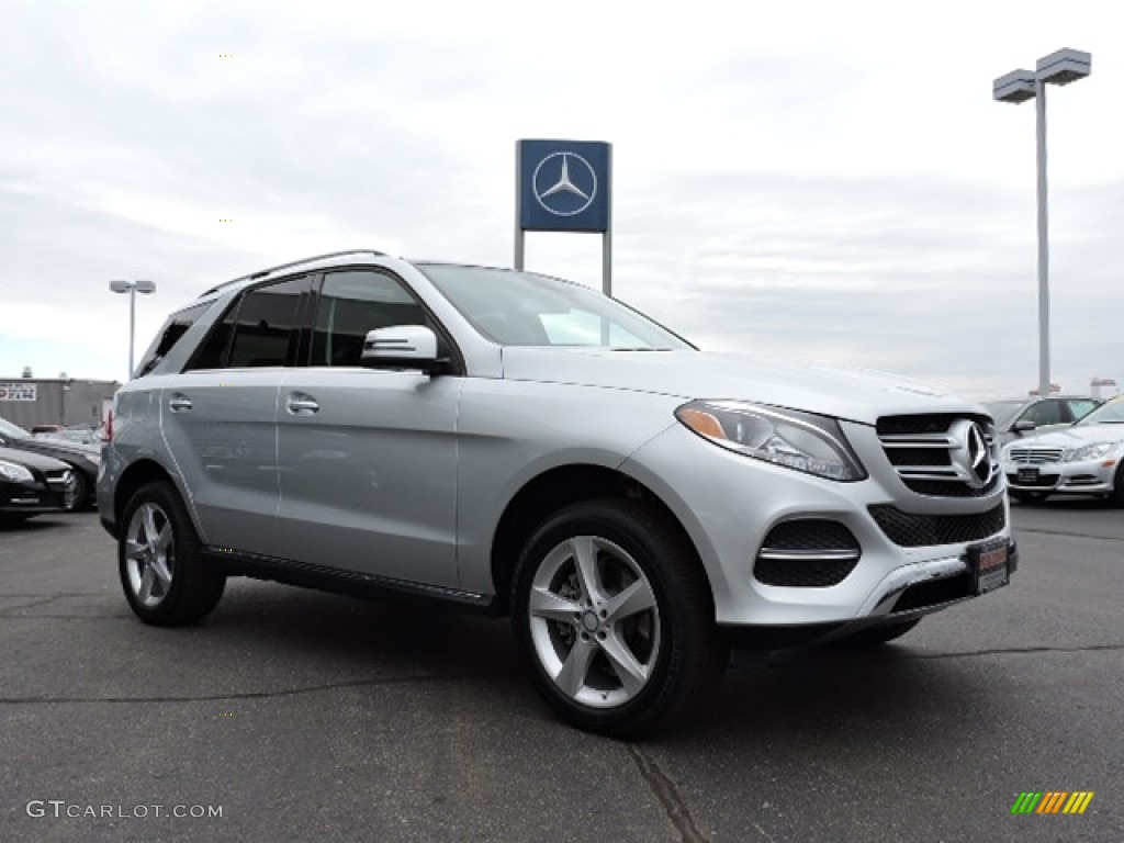 2016 GLE 350 4Matic - Iridium Silver Metallic / Black photo #3
