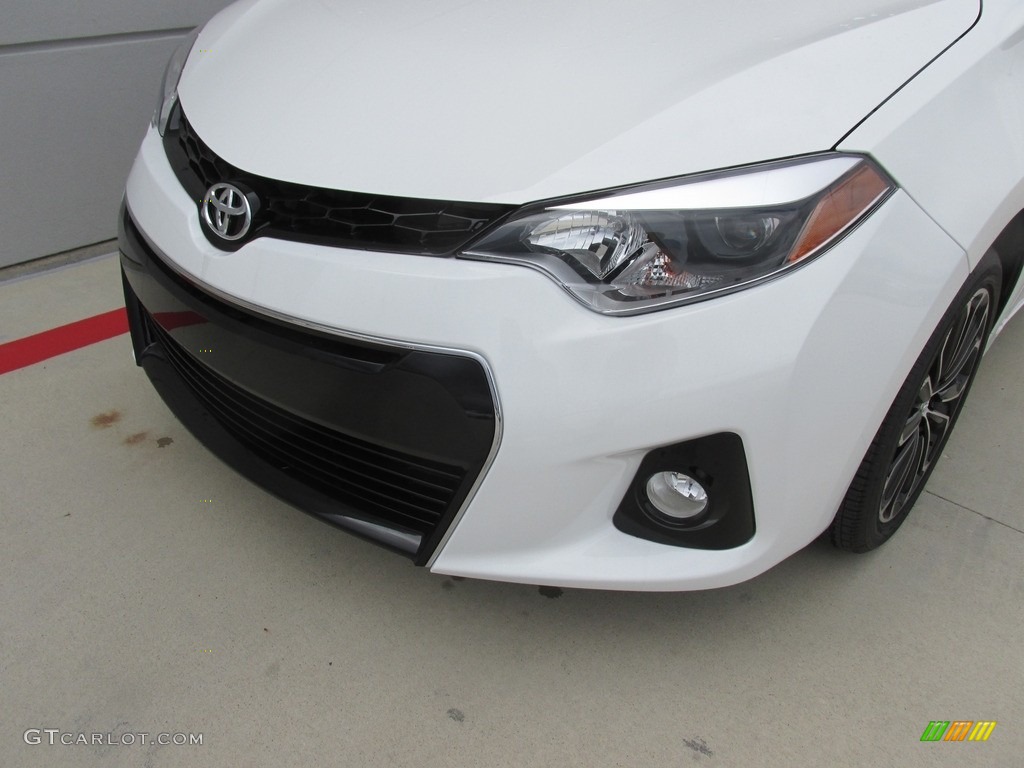 2016 Corolla S Plus - Super White / Black photo #10