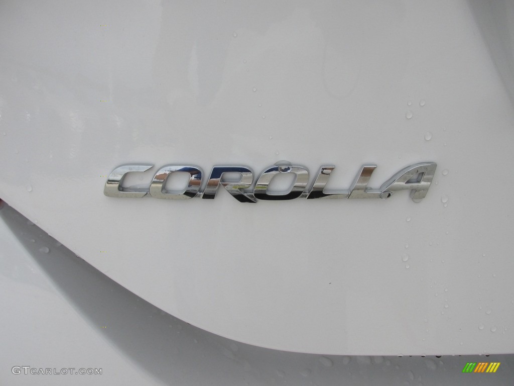 2016 Corolla S Plus - Super White / Black photo #13