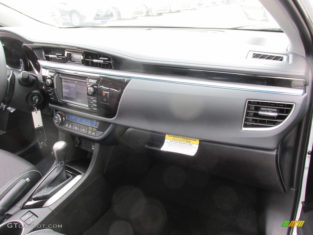 2016 Corolla S Plus - Super White / Black photo #16