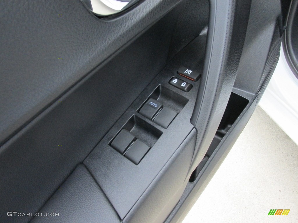 2016 Corolla S Plus - Super White / Black photo #20