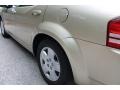 White Gold - Avenger SXT Photo No. 4