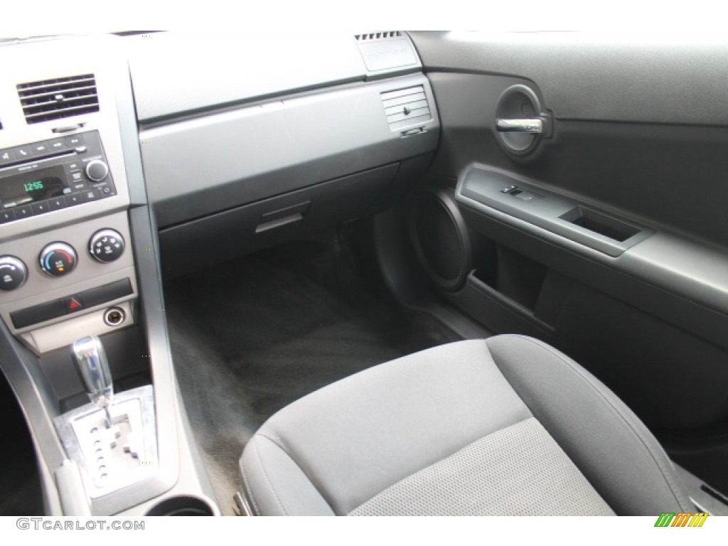 2010 Avenger SXT - White Gold / Dark Slate Gray photo #13