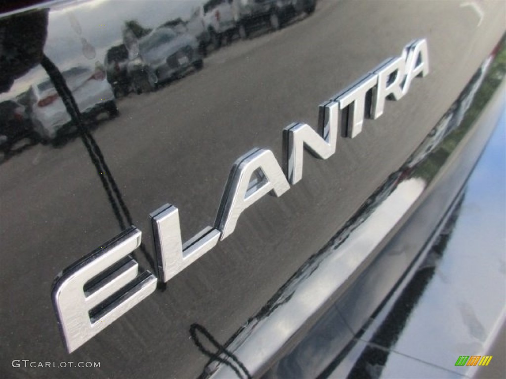 2017 Elantra Limited - Black / Beige photo #5
