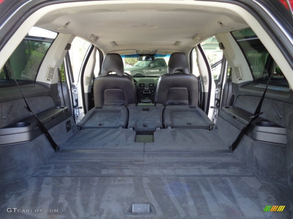 2006 XC90 2.5T - Silver Metallic / Graphite photo #51