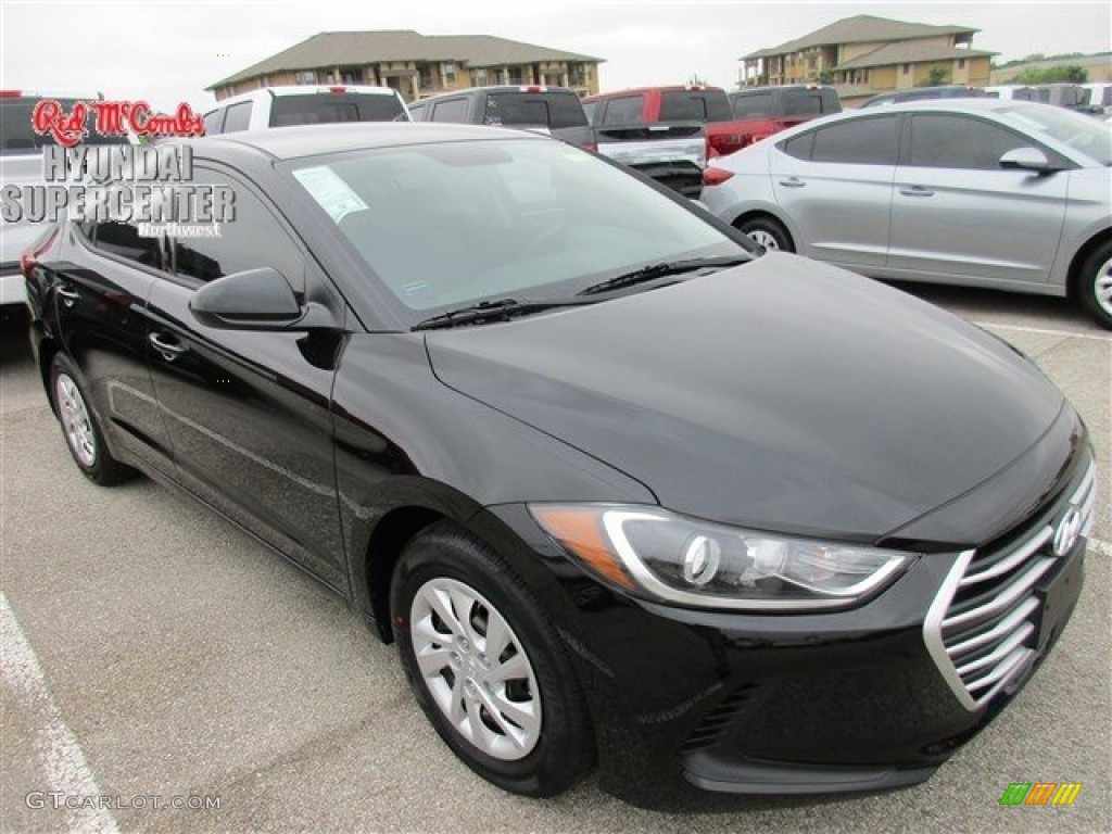 2017 Elantra SE - Black / Gray photo #1
