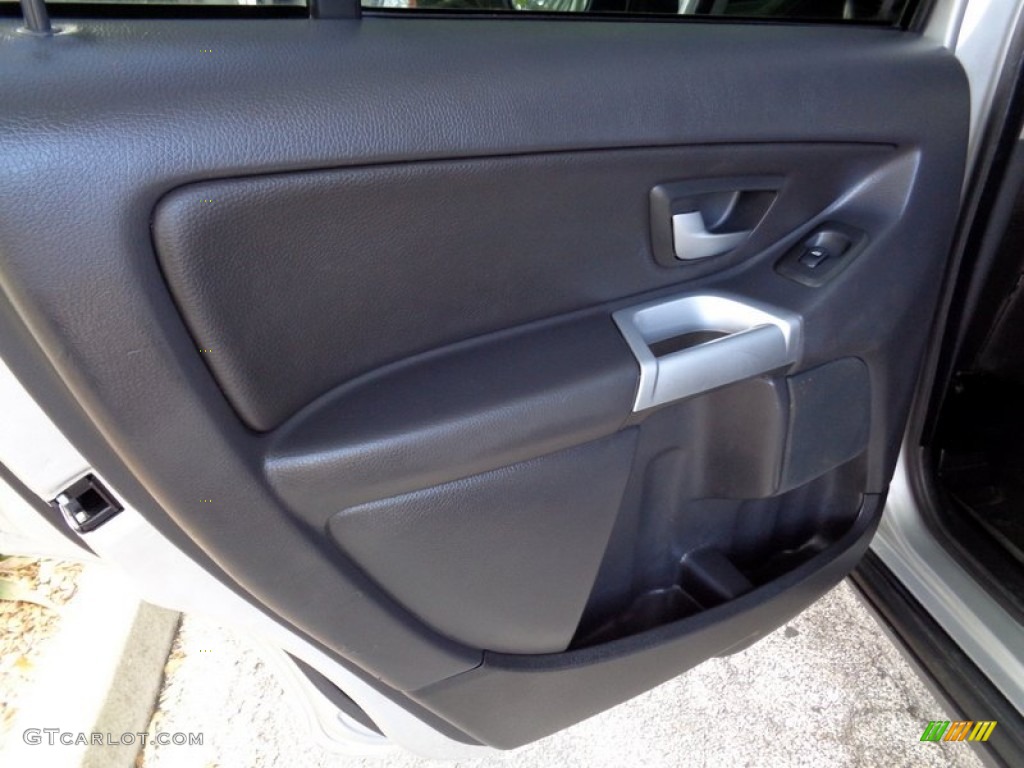 2006 XC90 2.5T - Silver Metallic / Graphite photo #61