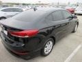 Black - Elantra SE Photo No. 6