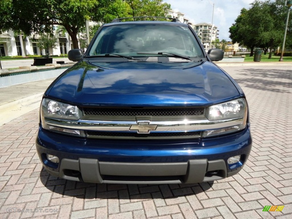 2004 TrailBlazer EXT LS 4x4 - Indigo Blue Metallic / Medium Pewter photo #18
