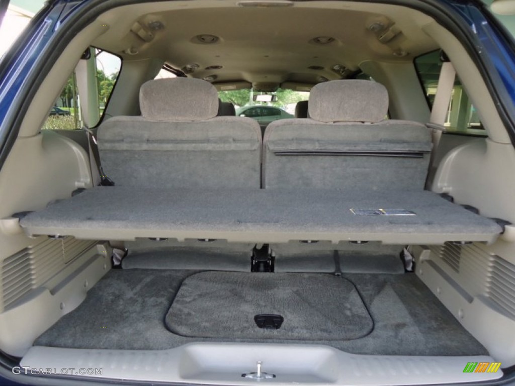 2004 TrailBlazer EXT LS 4x4 - Indigo Blue Metallic / Medium Pewter photo #52