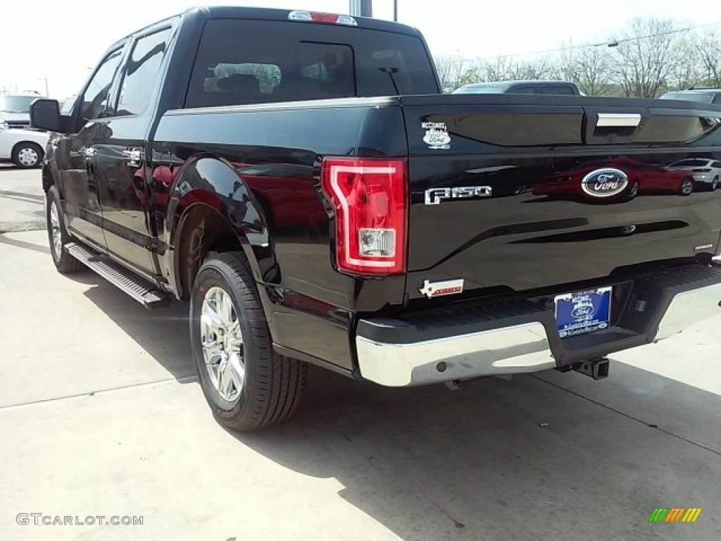 2016 F150 XLT SuperCrew - Shadow Black / Medium Earth Gray photo #9
