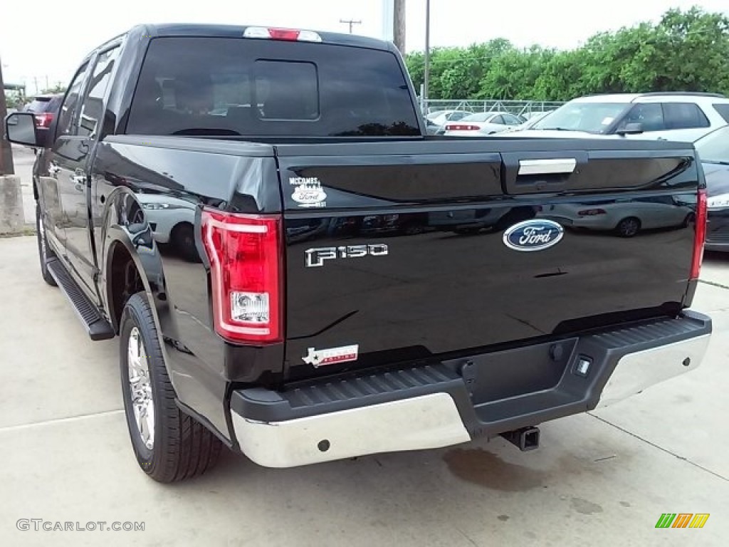 2016 F150 XLT SuperCrew - Shadow Black / Medium Earth Gray photo #5