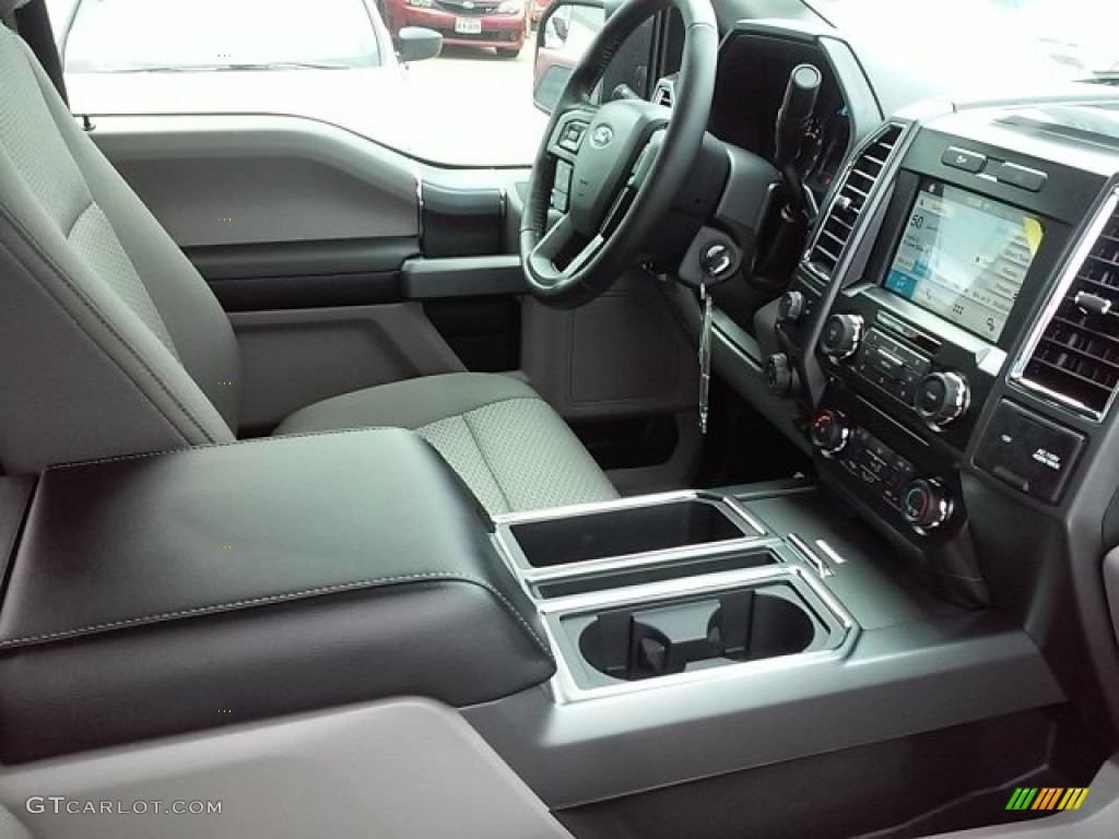 2016 F150 XLT SuperCrew - Shadow Black / Medium Earth Gray photo #18