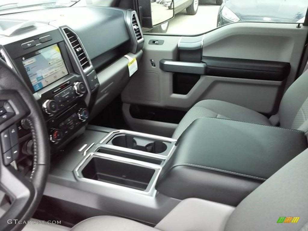 2016 F150 XLT SuperCrew - Shadow Black / Medium Earth Gray photo #20