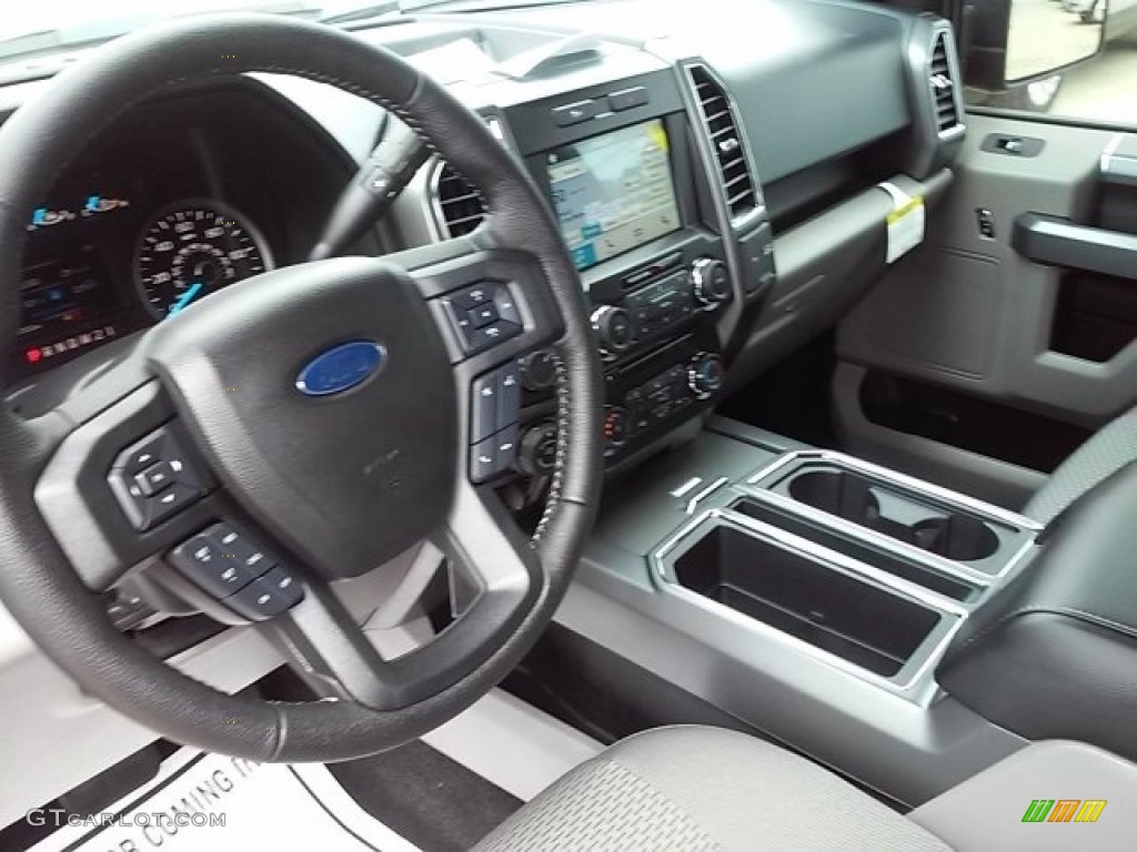 2016 F150 XLT SuperCrew - Shadow Black / Medium Earth Gray photo #21