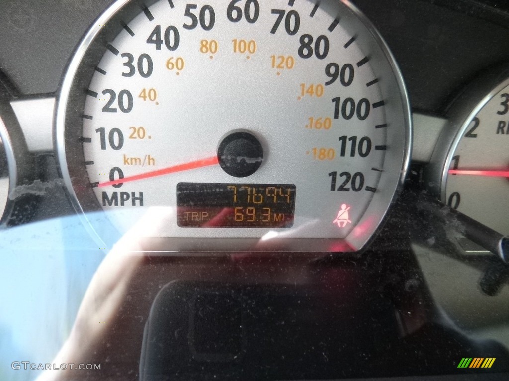 2007 ION 3 Sedan - Storm Gray / Gray photo #13