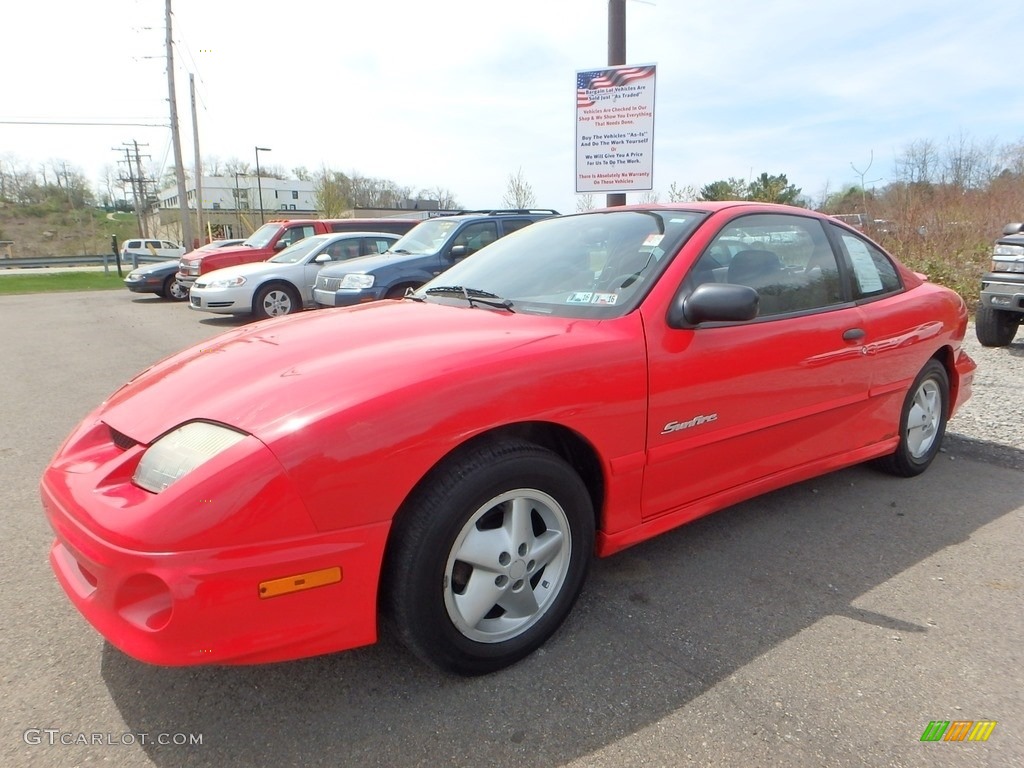 2002 Sunfire SE Coupe - Bright Red / Graphite photo #1