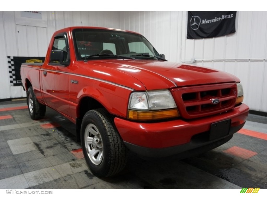 2000 Ranger XLT Regular Cab - Bright Red / Medium Graphite photo #5