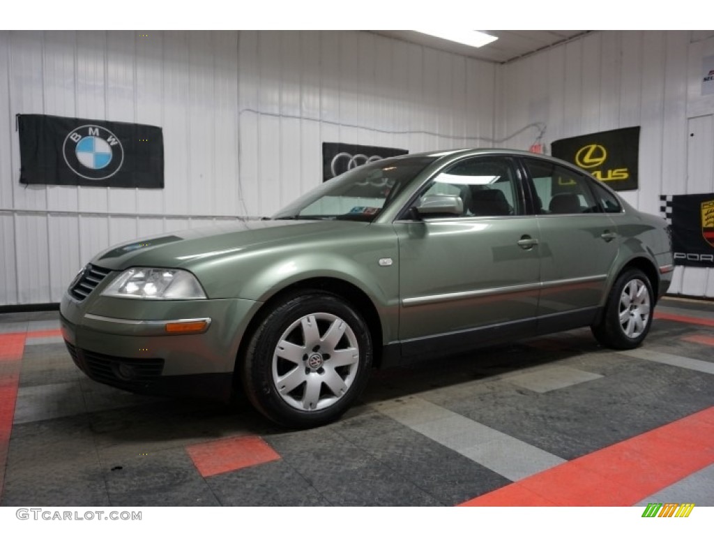 2003 Passat GLX Sedan - Fresco Green Metallic / Black photo #2