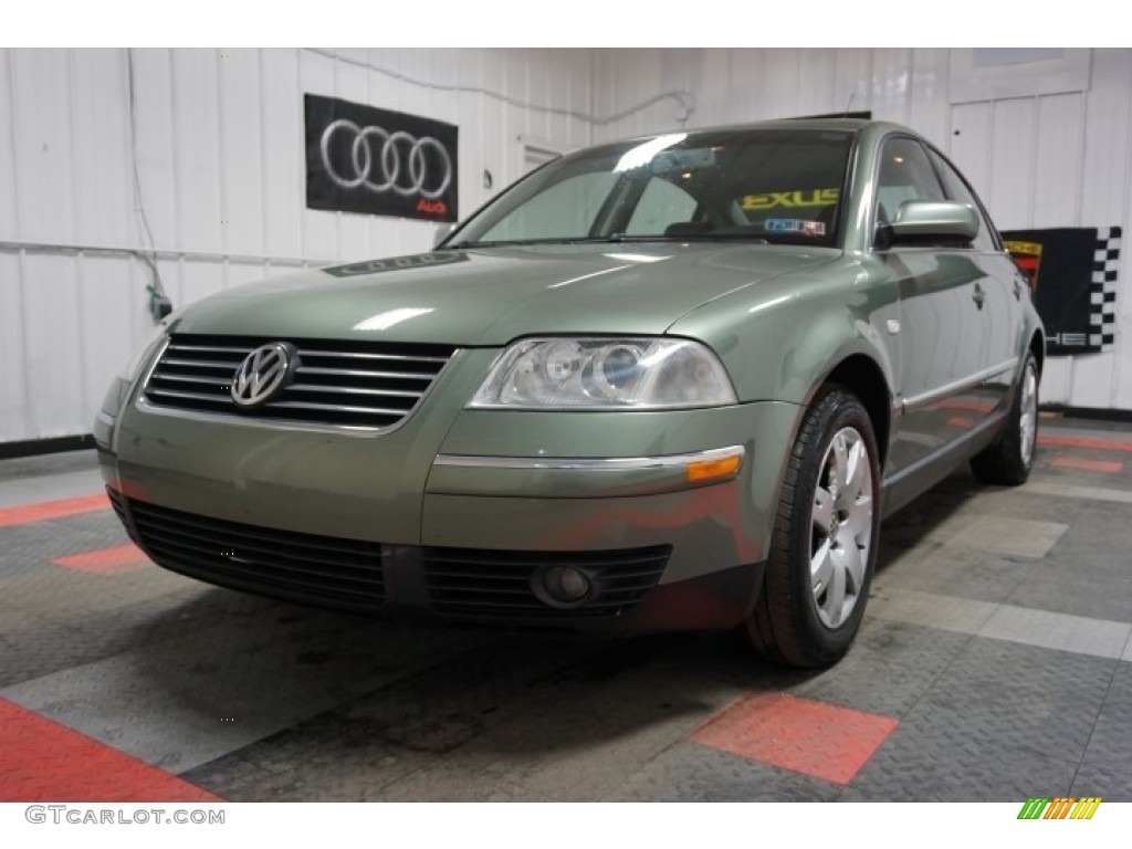2003 Passat GLX Sedan - Fresco Green Metallic / Black photo #3