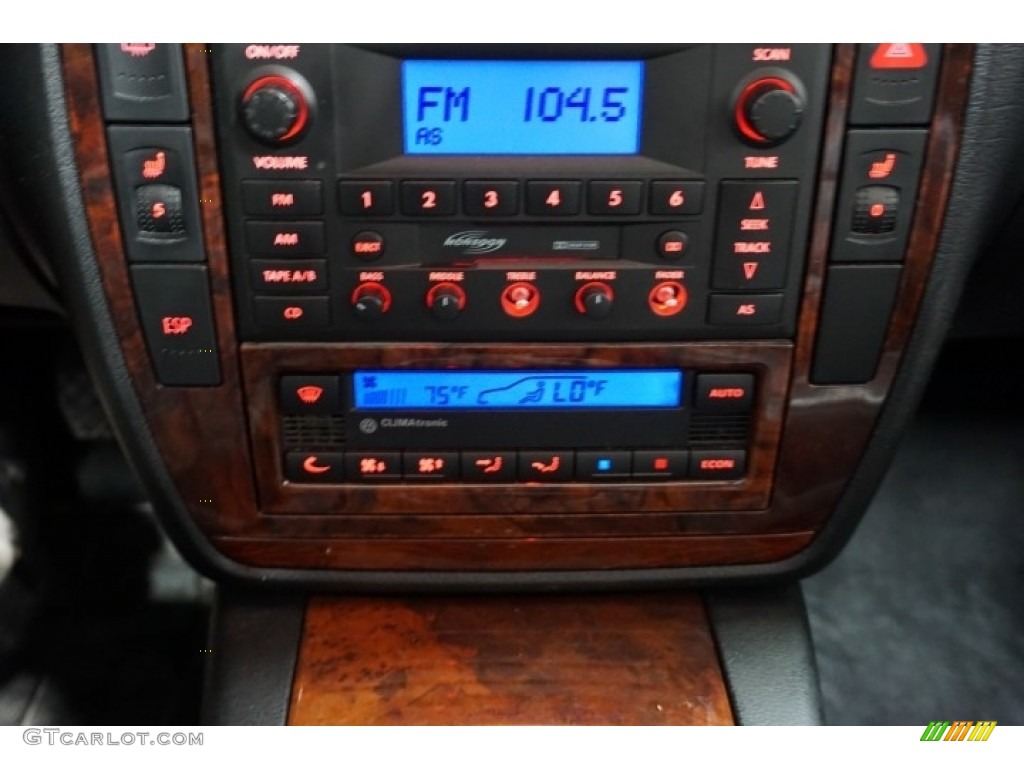 2003 Passat GLX Sedan - Fresco Green Metallic / Black photo #39