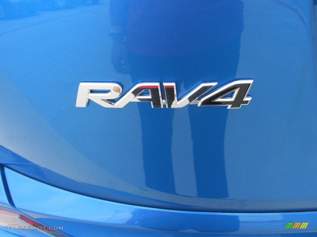 2016 RAV4 XLE - Electric Storm Blue / Ash photo #13