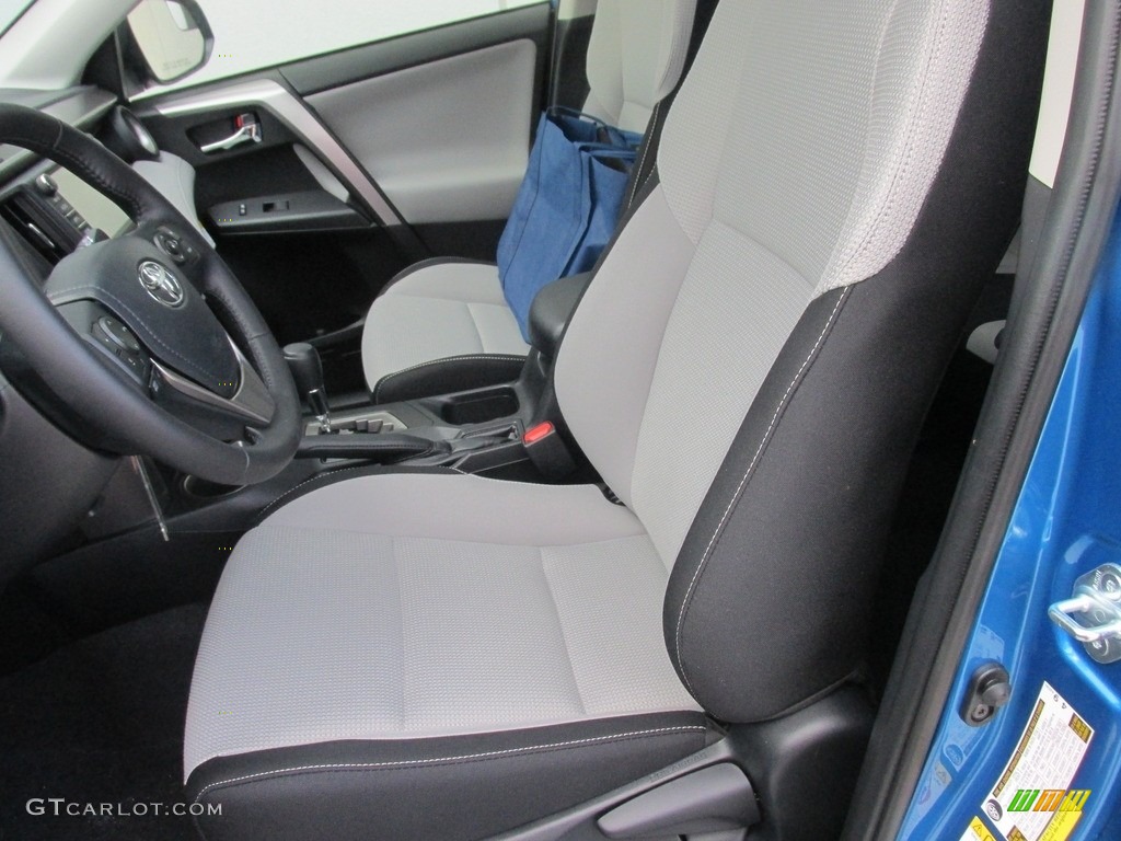 2016 RAV4 XLE - Electric Storm Blue / Ash photo #22