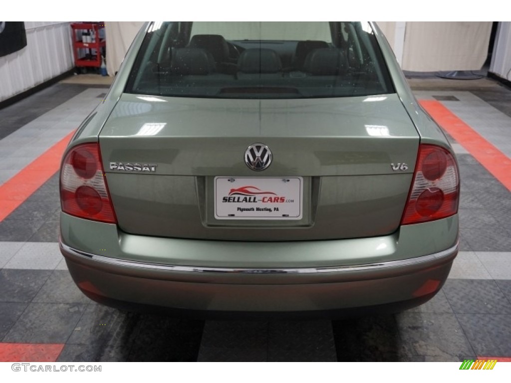 2003 Passat GLX Sedan - Fresco Green Metallic / Black photo #66
