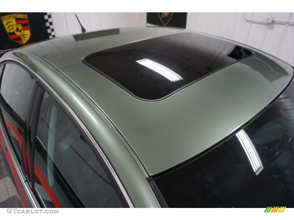 2003 Passat GLX Sedan - Fresco Green Metallic / Black photo #88