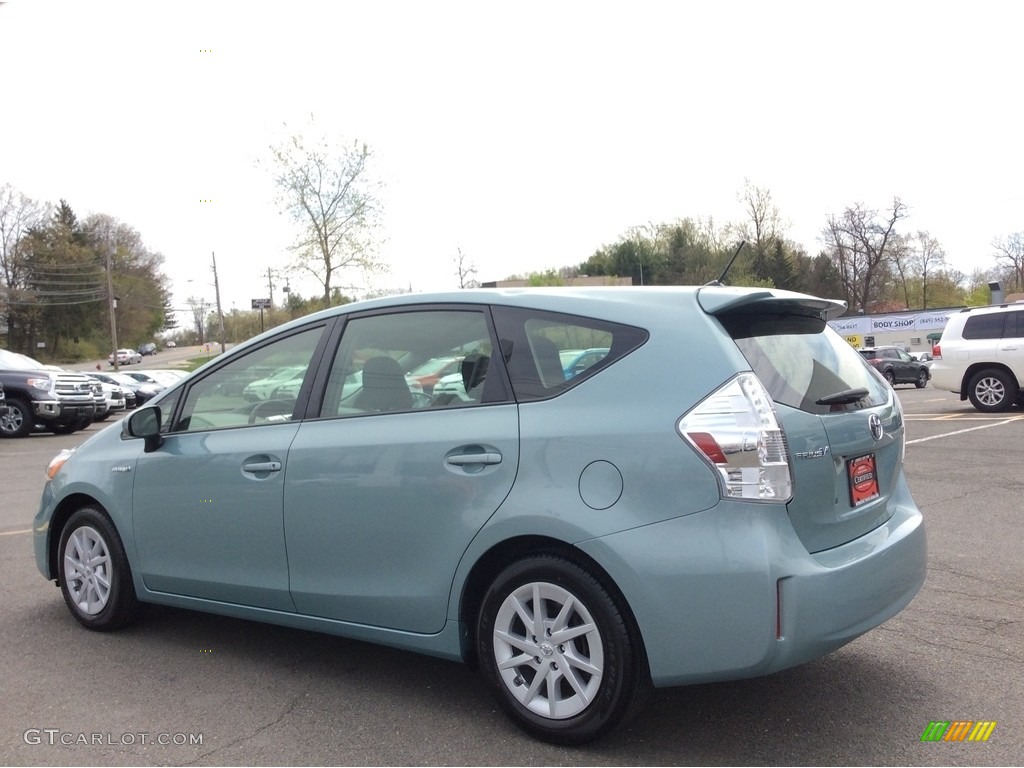 2013 Prius v Five Hybrid - Sea Glass Pearl / Misty Gray photo #6