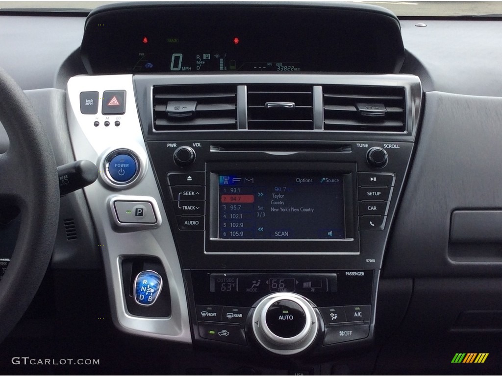 2013 Prius v Five Hybrid - Sea Glass Pearl / Misty Gray photo #14