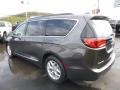 2017 Granite Crystal Metallic Chrysler Pacifica Touring L  photo #4