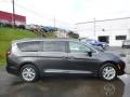 2017 Granite Crystal Metallic Chrysler Pacifica Touring L  photo #7